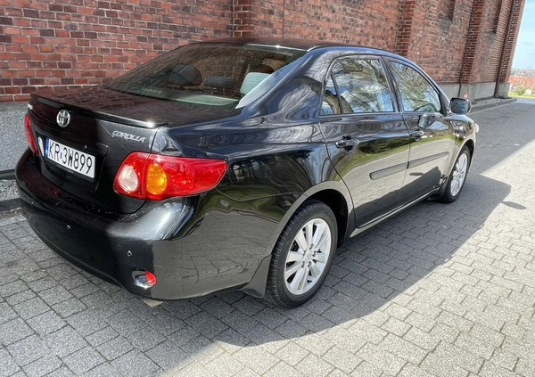 Toyota Corolla cena 15888 przebieg: 260000, rok produkcji 2008 z Koło małe 704